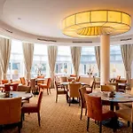 Der Valk Palace *