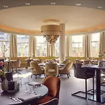 Der Valk Palace *