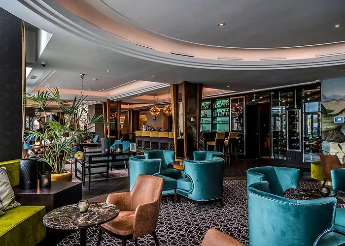 Der Valk Palace Otel