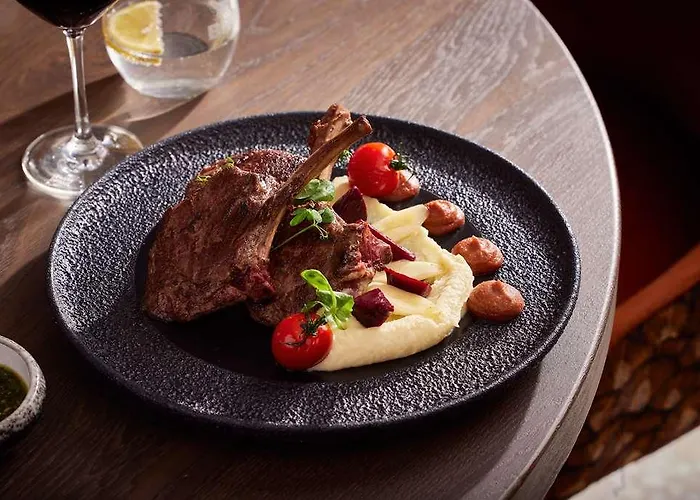 Hotel Der Valk Palace